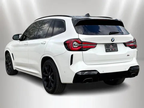 More photos of 2022 BMW X3 M40i at Maserati Alfa Romeo of Naperville, IL