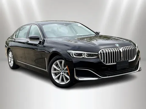 Another view of 2020 BMW 7 Series 740i xDrive for sale in Naperville, IL at Maserati Alfa Romeo of Naperville