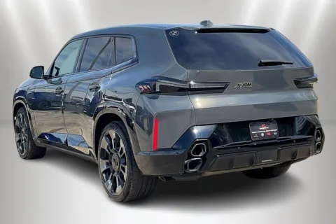 More photos of 2024 BMW XM at Maserati Alfa Romeo of Naperville, IL