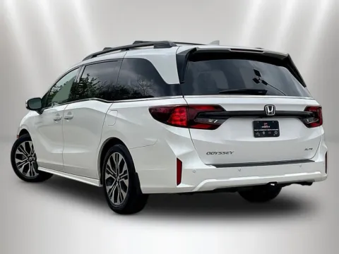 More photos of 2025 Honda Odyssey Elite at Maserati Alfa Romeo of Naperville, IL