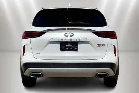 More photos of 2023 INFINITI QX50 LUXE at Maserati Alfa Romeo of Naperville, IL