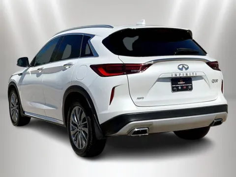 More photos of 2023 INFINITI QX50 LUXE at Maserati Alfa Romeo of Naperville, IL