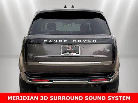 More photos of 2023 Land Rover Range Rover SE at Maserati Alfa Romeo of Naperville, IL