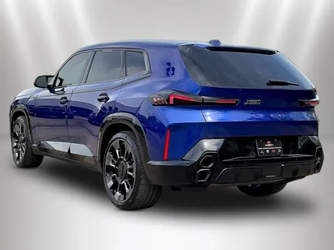 More photos of 2023 BMW XM at Maserati Alfa Romeo of Naperville, IL