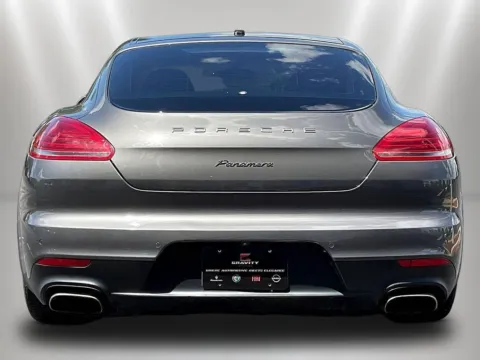 More photos of 2014 Porsche Panamera at Maserati Alfa Romeo of Naperville, IL