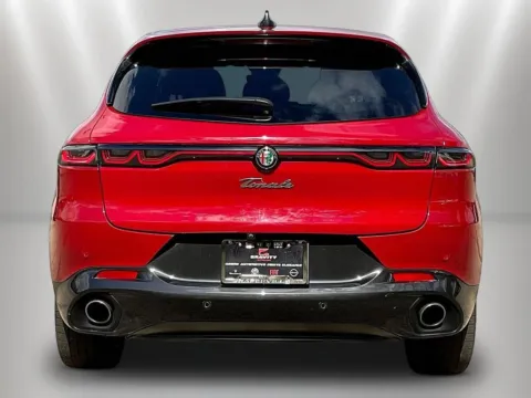 More photos of 2024 Alfa Romeo Tonale Veloce at Maserati Alfa Romeo of Naperville, IL