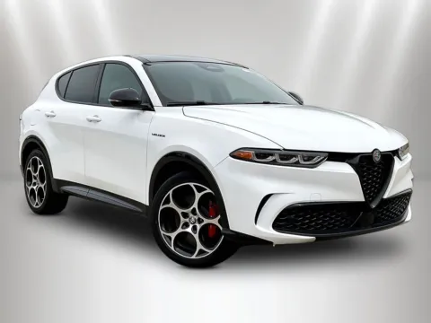 Another view of 2024 Alfa Romeo Tonale Veloce for sale in Naperville, IL at Maserati Alfa Romeo of Naperville
