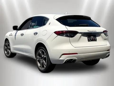 More photos of 2023 Maserati Levante GT at Maserati Alfa Romeo of Naperville, IL