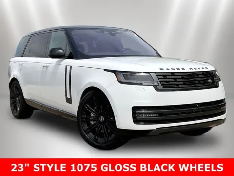 Another view of 2023 Land Rover Range Rover SE for sale in Naperville, IL at Maserati Alfa Romeo of Naperville