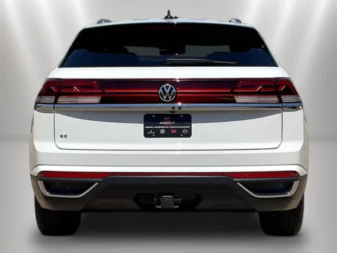 More photos of 2025 Volkswagen Atlas Cross Sport 2.0T SE w/Technology at Maserati Alfa Romeo of Naperville, IL