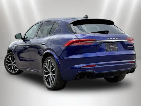 More photos of 2023 Maserati Grecale Modena at Maserati Alfa Romeo of Naperville, IL