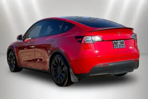 More photos of 2021 Tesla Model Y Performance at Maserati Alfa Romeo of Naperville, IL