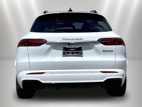 More photos of 2023 Maserati Grecale Modena at Maserati Alfa Romeo of Naperville, IL