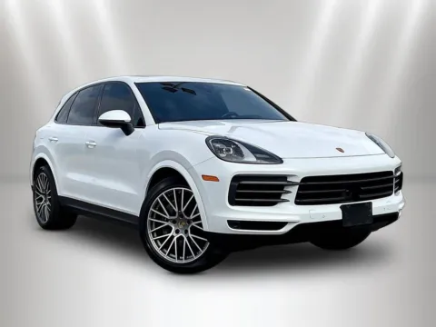 Another view of 2022 Porsche Cayenne for sale in Naperville, IL at Maserati Alfa Romeo of Naperville