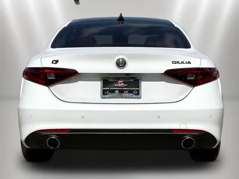 More photos of 2021 Alfa Romeo Giulia Sprint at Maserati Alfa Romeo of Naperville, IL