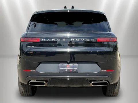 More photos of 2024 Land Rover Range Rover Sport SE at Maserati Alfa Romeo of Naperville, IL