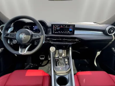 More photos of 2026 Alfa Romeo Tonale at Maserati Alfa Romeo of Naperville, IL