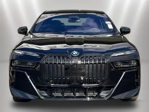 Photos of 2023 BMW i7 xDrive60 for sale in Naperville, IL at Maserati Alfa Romeo of Naperville