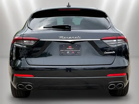 More photos of 2022 Maserati Levante GT at Maserati Alfa Romeo of Naperville, IL
