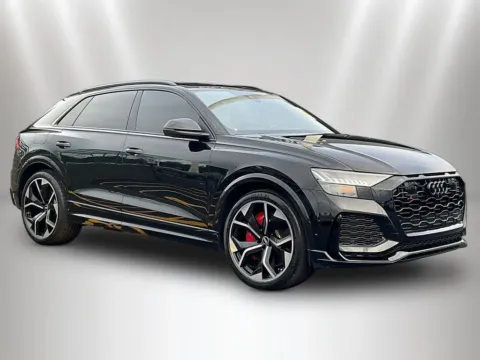 Another view of 2022 Audi RS Q8 4.0T for sale in Naperville, IL at Maserati Alfa Romeo of Naperville