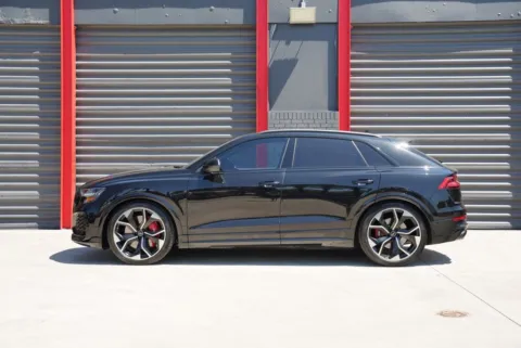 Photos of 2022 Audi RS Q8 4.0T for sale in Naperville, IL at Maserati Alfa Romeo of Naperville