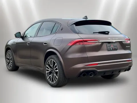 More photos of 2023 Maserati Grecale Modena at Maserati Alfa Romeo of Naperville, IL