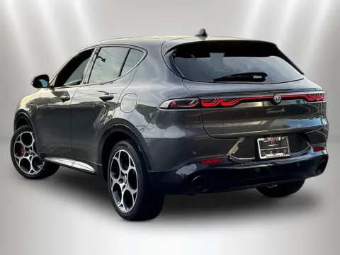 More photos of 2024 Alfa Romeo Tonale Veloce at Maserati Alfa Romeo of Naperville, IL