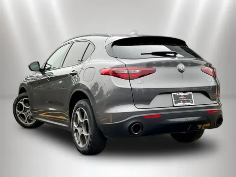 More photos of 2022 Alfa Romeo Stelvio Sprint at Maserati Alfa Romeo of Naperville, IL