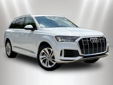 Another view of 2023 Audi Q7 55 Premium Plus for sale in Naperville, IL at Maserati Alfa Romeo of Naperville