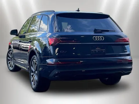 More photos of 2023 Audi Q7 45 Premium Plus at Maserati Alfa Romeo of Naperville, IL