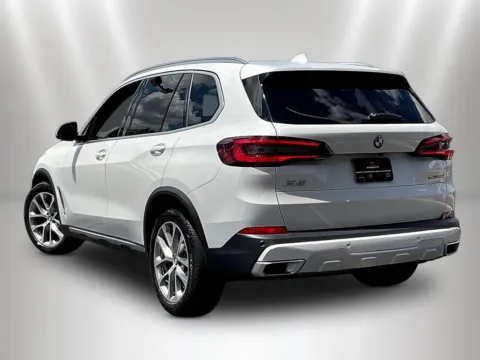 More photos of 2023 BMW X5 xDrive40i at Maserati Alfa Romeo of Naperville, IL