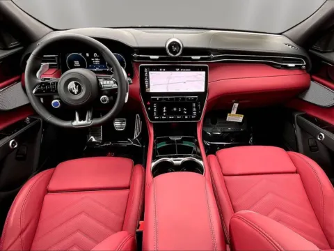 More photos of 2026 Maserati Grecale Modena at Maserati Alfa Romeo of Naperville, IL