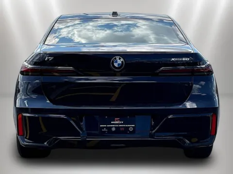 More photos of 2023 BMW i7 xDrive60 at Maserati Alfa Romeo of Naperville, IL