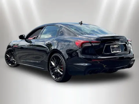 More photos of 2021 Maserati Ghibli Trofeo at Maserati Alfa Romeo of Naperville, IL