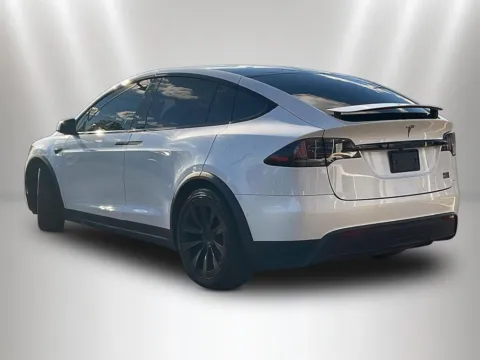 More photos of 2022 Tesla Model X Plaid at Maserati Alfa Romeo of Naperville, IL