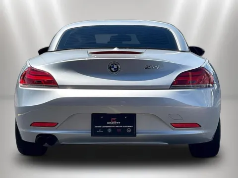 More photos of 2012 BMW Z4 sDrive28i at Maserati Alfa Romeo of Naperville, IL