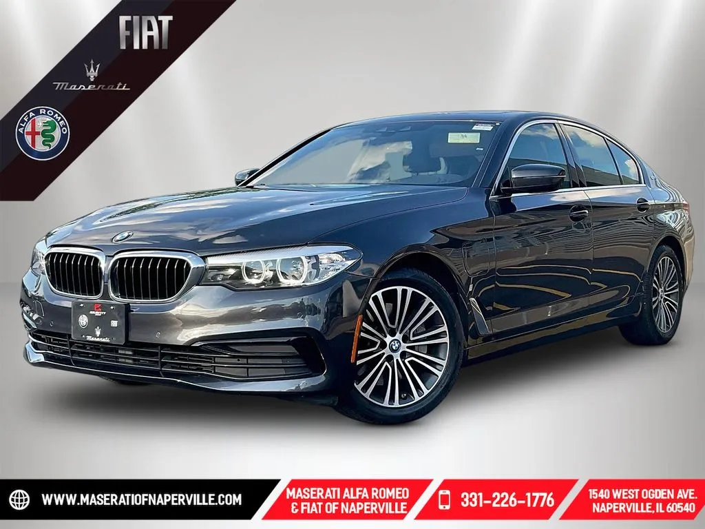 Gray 2019 BMW 5 Series 530e xDrive iPerformance for sale in Naperville, IL