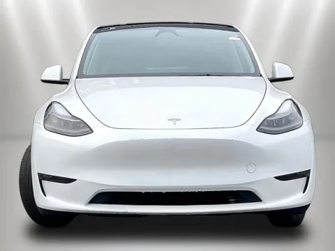 Photos of 2024 Tesla Model Y Long Range for sale in Naperville, IL at Maserati Alfa Romeo of Naperville