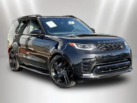 Another view of 2023 Land Rover Discovery S R-Dynamic for sale in Naperville, IL at Maserati Alfa Romeo of Naperville