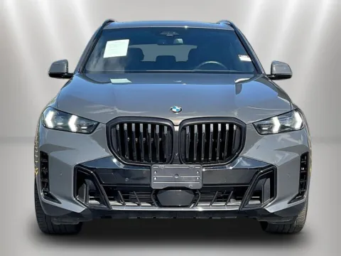 Photos of 2024 BMW X5 xDrive40i for sale in Naperville, IL at Maserati Alfa Romeo of Naperville