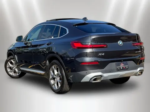 More photos of 2022 BMW X4 xDrive30i at Maserati Alfa Romeo of Naperville, IL