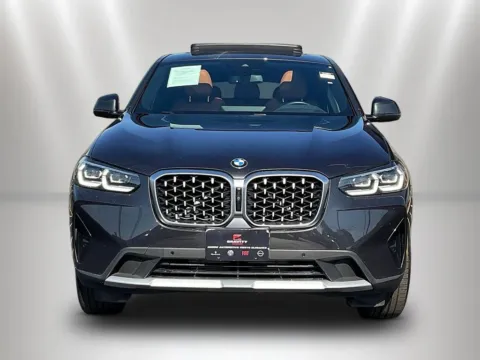 Photos of 2022 BMW X4 xDrive30i for sale in Naperville, IL at Maserati Alfa Romeo of Naperville