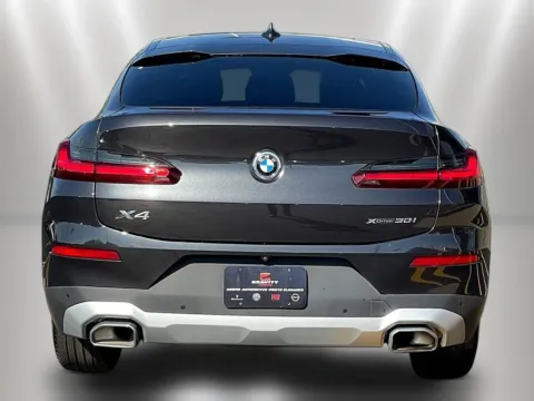 More photos of 2022 BMW X4 xDrive30i at Maserati Alfa Romeo of Naperville, IL