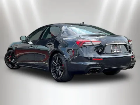More photos of 2023 Maserati Ghibli Modena Q4 at Maserati Alfa Romeo of Naperville, IL