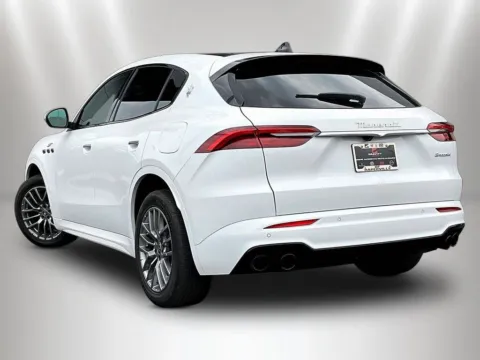 More photos of 2023 Maserati Grecale GT at Maserati Alfa Romeo of Naperville, IL