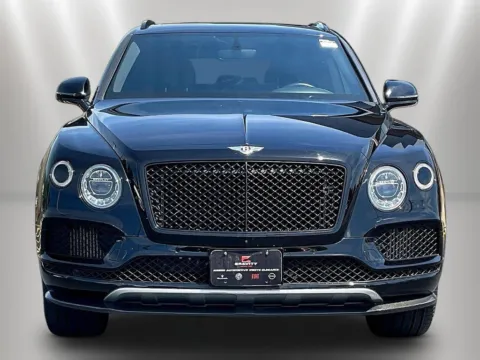 Photos of 2019 Bentley Bentayga V8 for sale in Naperville, IL at Maserati Alfa Romeo of Naperville