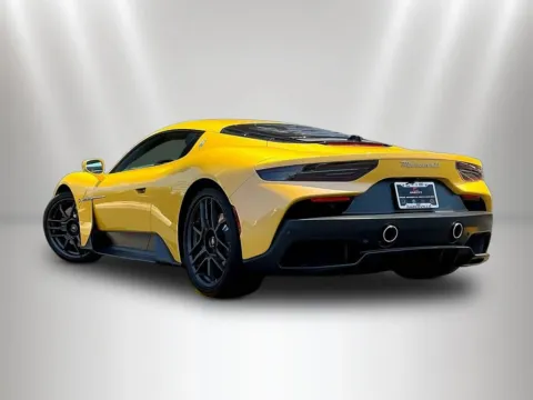 More photos of 2023 Maserati MC20 at Maserati Alfa Romeo of Naperville, IL