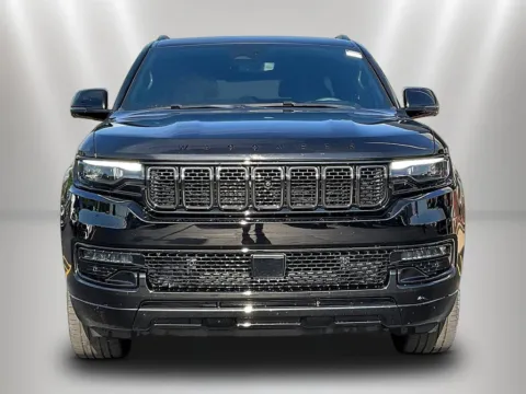 Photos of 2025 Jeep Wagoneer Series II for sale in Naperville, IL at Maserati Alfa Romeo of Naperville
