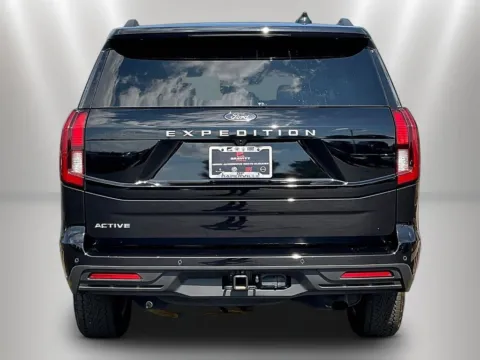 More photos of 2025 Ford Expedition Active at Maserati Alfa Romeo of Naperville, IL