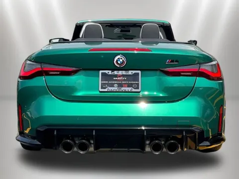 More photos of 2022 BMW M4 Competition at Maserati Alfa Romeo of Naperville, IL